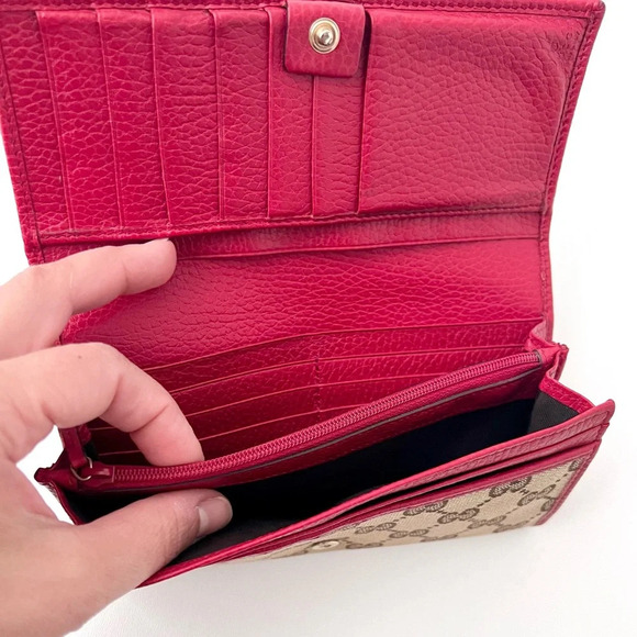 GUCCI || GG Supreme Canvas Red Leather Bifold Secretary Wallet - Picture 11 of 17